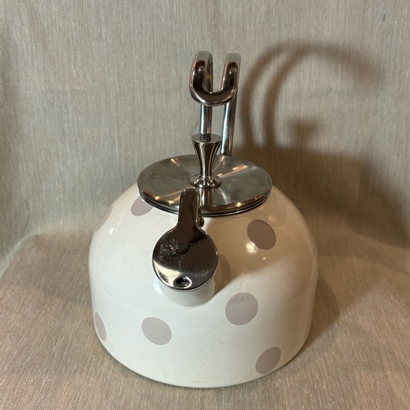 KATE SPADE Whistling  Stove Top Kettle in Beige and Cream - Picture 3 of 9